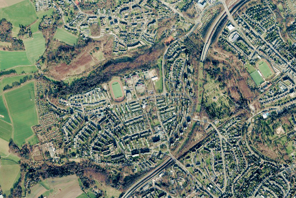 Quellenvermerk: Kartendarstellung und Präsentationsgraphiken: © VermKatG NRW 2025 <br>Datenquellen: https://www.bezreg-koeln.nrw.de/geobasis-nrw